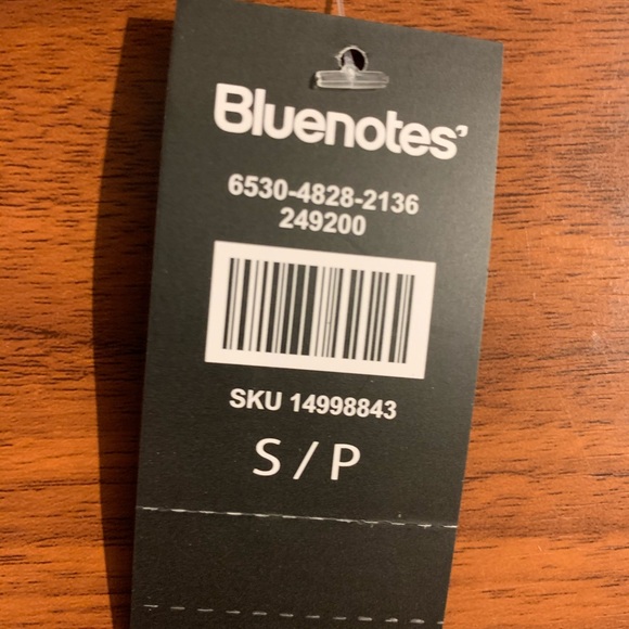 Bodycon Ruffled Dress - Picture 5 of 5